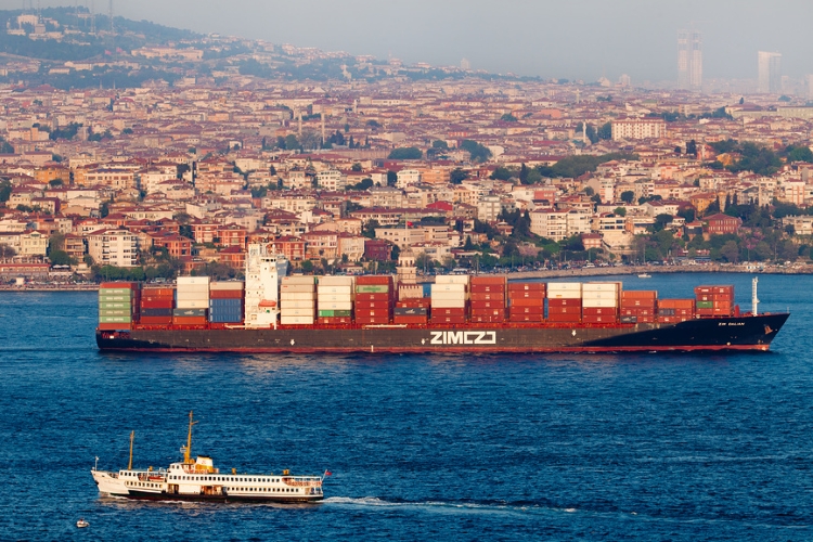 Плата за проход через Босфор и Дарданеллы взлетела на 15%